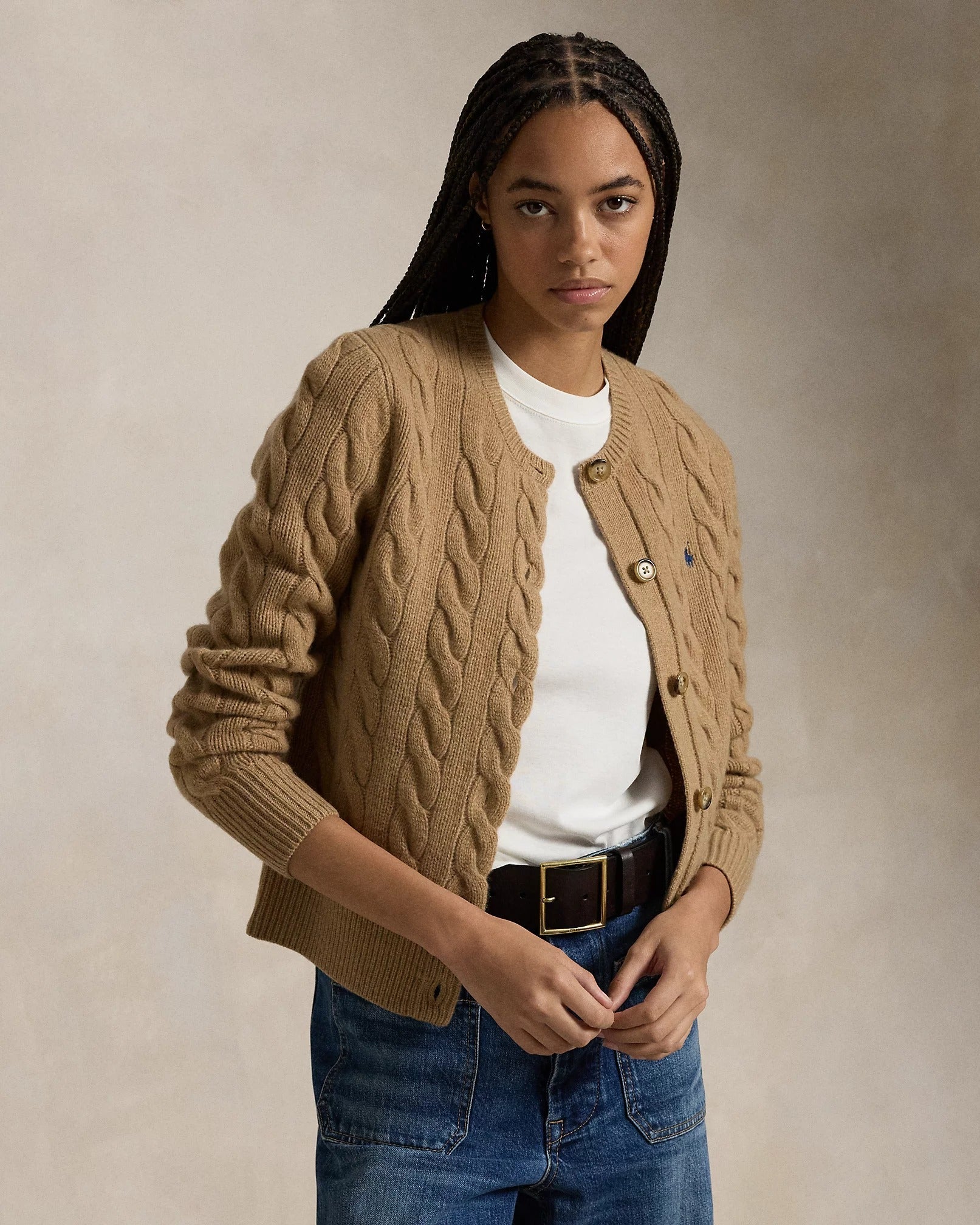 Wool and cashmere cardigan with cable pattern 